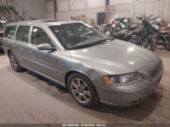  Salvage Volvo V70