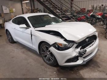  Salvage Ford Mustang