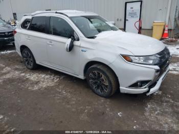  Salvage Mitsubishi Outlander