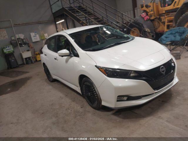  Salvage Nissan LEAF