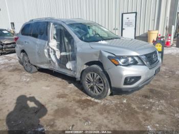  Salvage Nissan Pathfinder