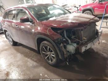  Salvage Toyota Highlander