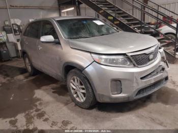  Salvage Kia Sorento