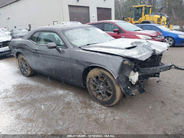  Salvage Dodge Challenger