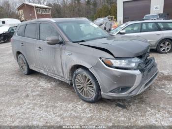  Salvage Mitsubishi Outlander