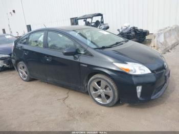  Salvage Toyota Prius