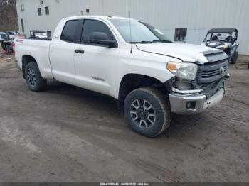 Salvage Toyota Tundra