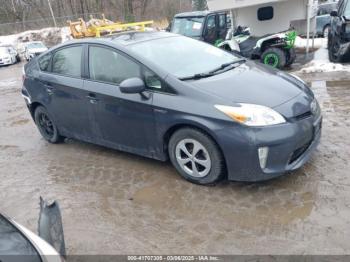  Salvage Toyota Prius