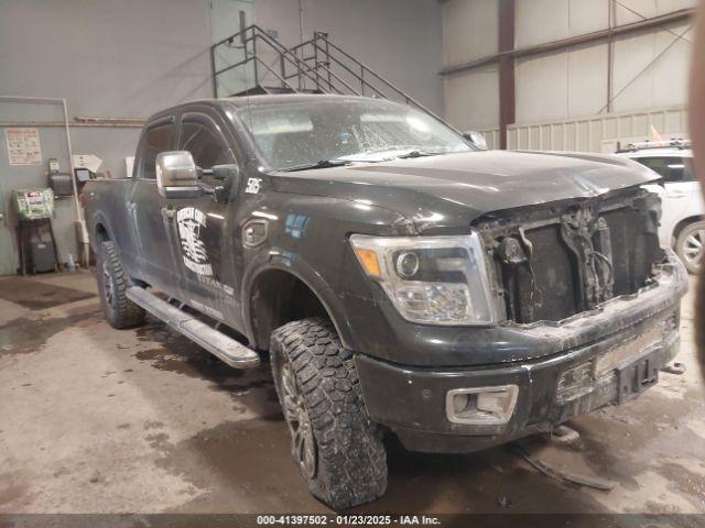  Salvage Nissan Titan