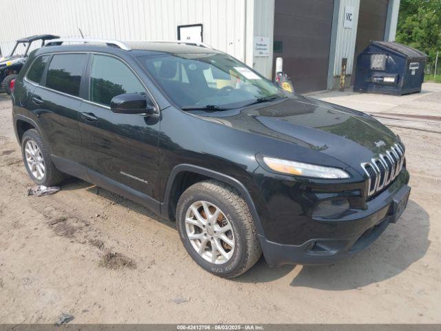  Salvage Jeep Cherokee