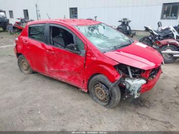  Salvage Toyota Yaris