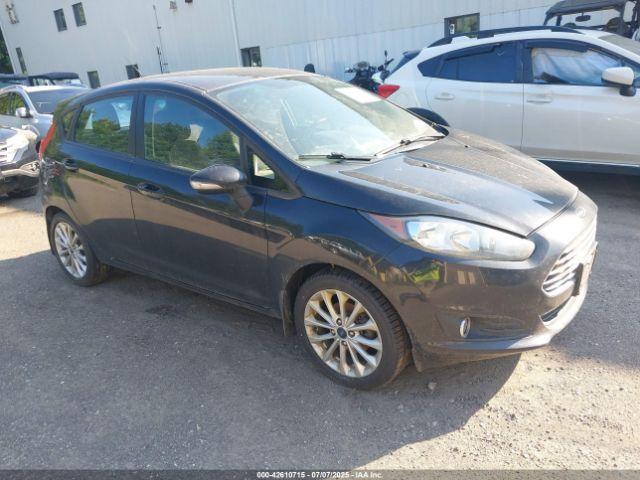 Salvage Ford Fiesta
