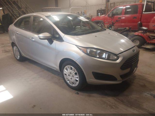  Salvage Ford Fiesta