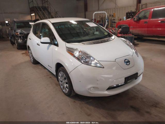  Salvage Nissan LEAF