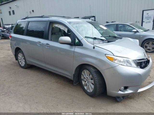  Salvage Toyota Sienna