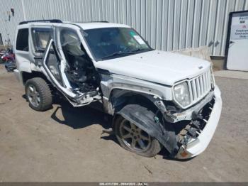  Salvage Jeep Liberty