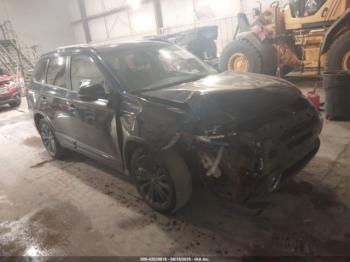  Salvage Mitsubishi Outlander