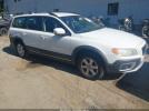 Volvo XC70 3.2 Image 1