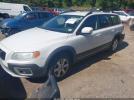 Volvo XC70 3.2 Image 2