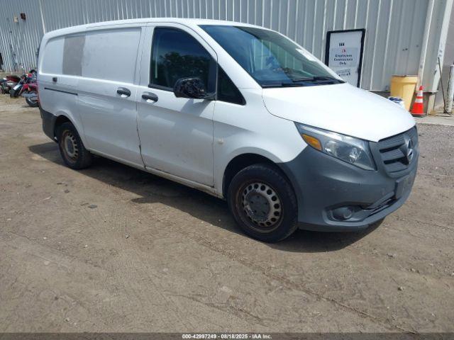  Salvage Mercedes-Benz Metris
