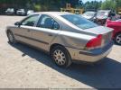 Volvo S60 2.4 Image 2