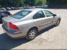 Volvo S60 2.4 Image 9