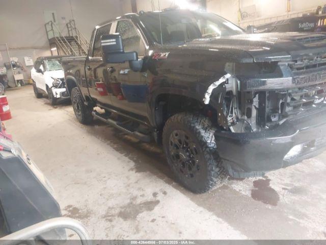  Salvage Chevrolet Silverado 2500