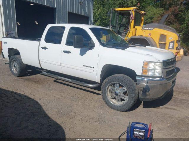  Salvage Chevrolet Silverado 2500