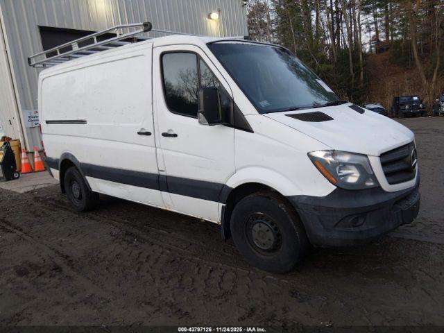  Salvage Mercedes-Benz Sprinter 2500