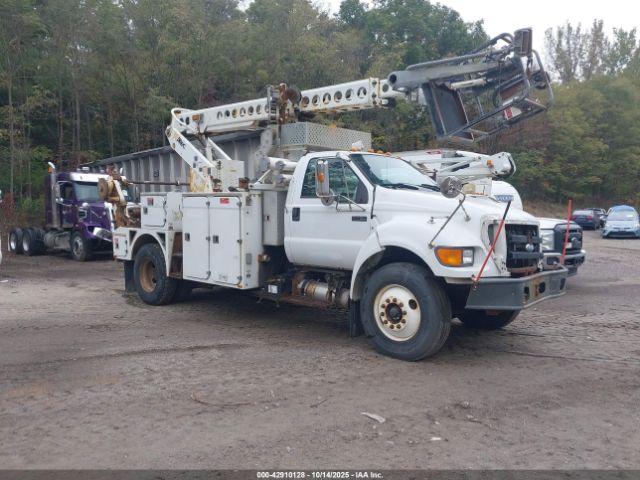  Salvage Ford F-750