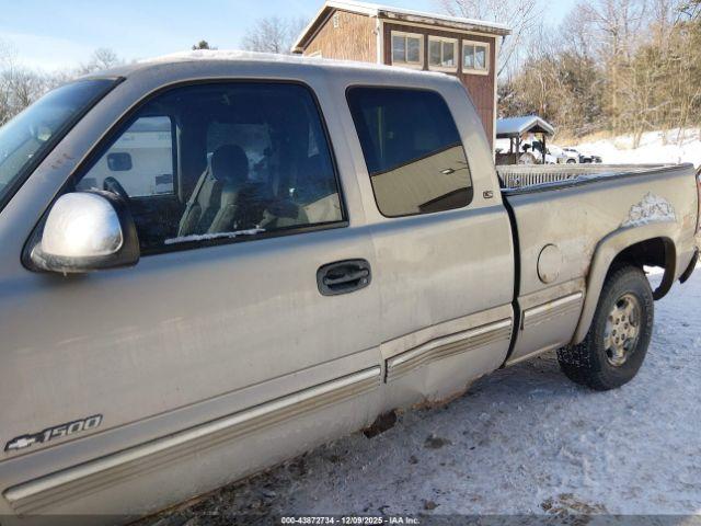 Chevrolet Silverado 1500 Ls Image 4
