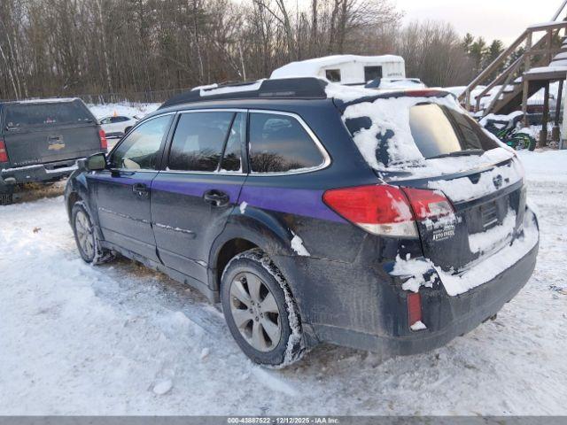 Subaru Outback 2.5i Limited Image 3