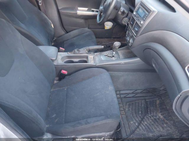 Subaru Impreza 2.5i Image 11