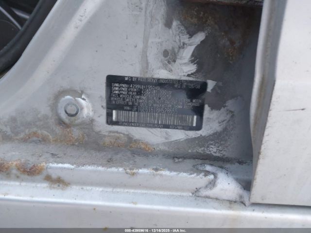 Subaru Impreza 2.5i Image 10