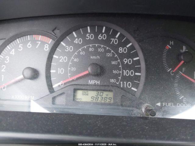 Toyota Corolla Ce Image 10