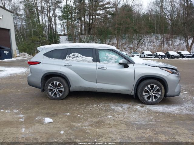 Toyota Highlander Hybrid Xle Image 15