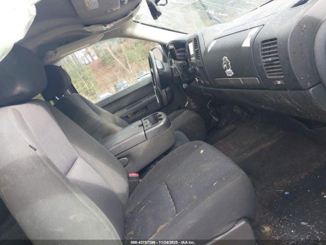 Chevrolet Silverado 1500 Lt Image 6