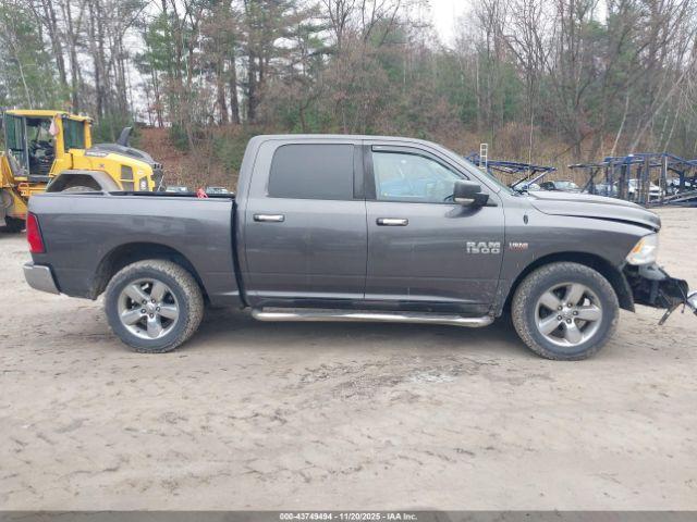 Ram 1500 Big Horn  4x4 5'7 Box Image 10