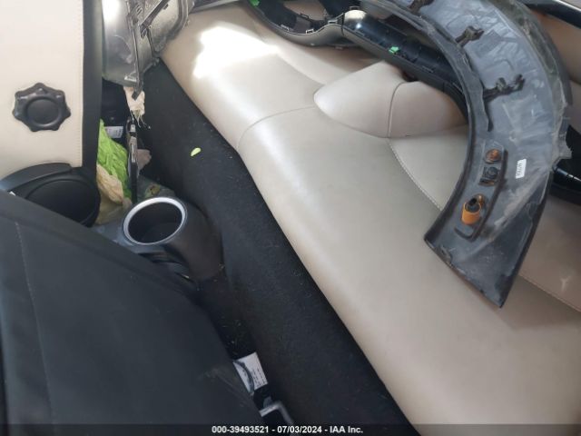 MINI Convertible Cooper Image 8