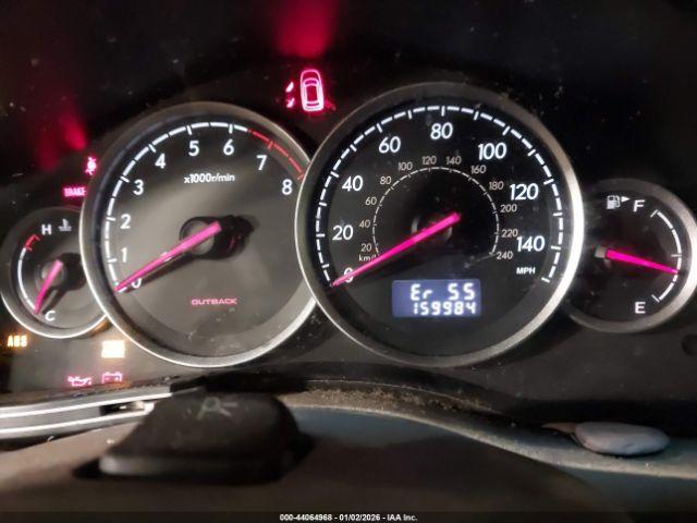 Subaru Outback 2.5i Image 11