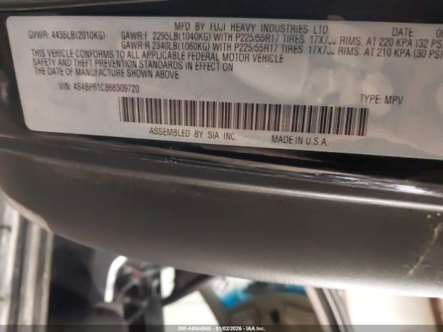 Subaru Outback 2.5i Image 5