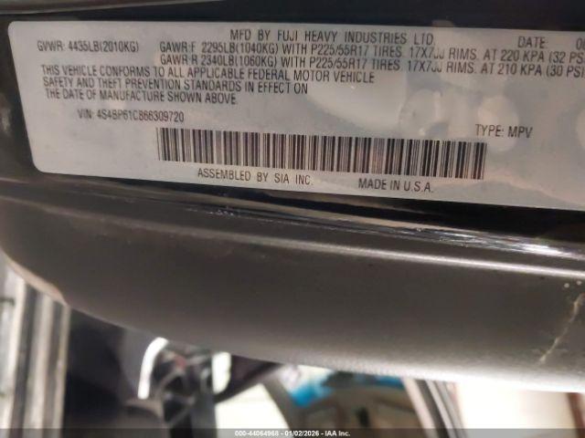 Subaru Outback 2.5i Image 5